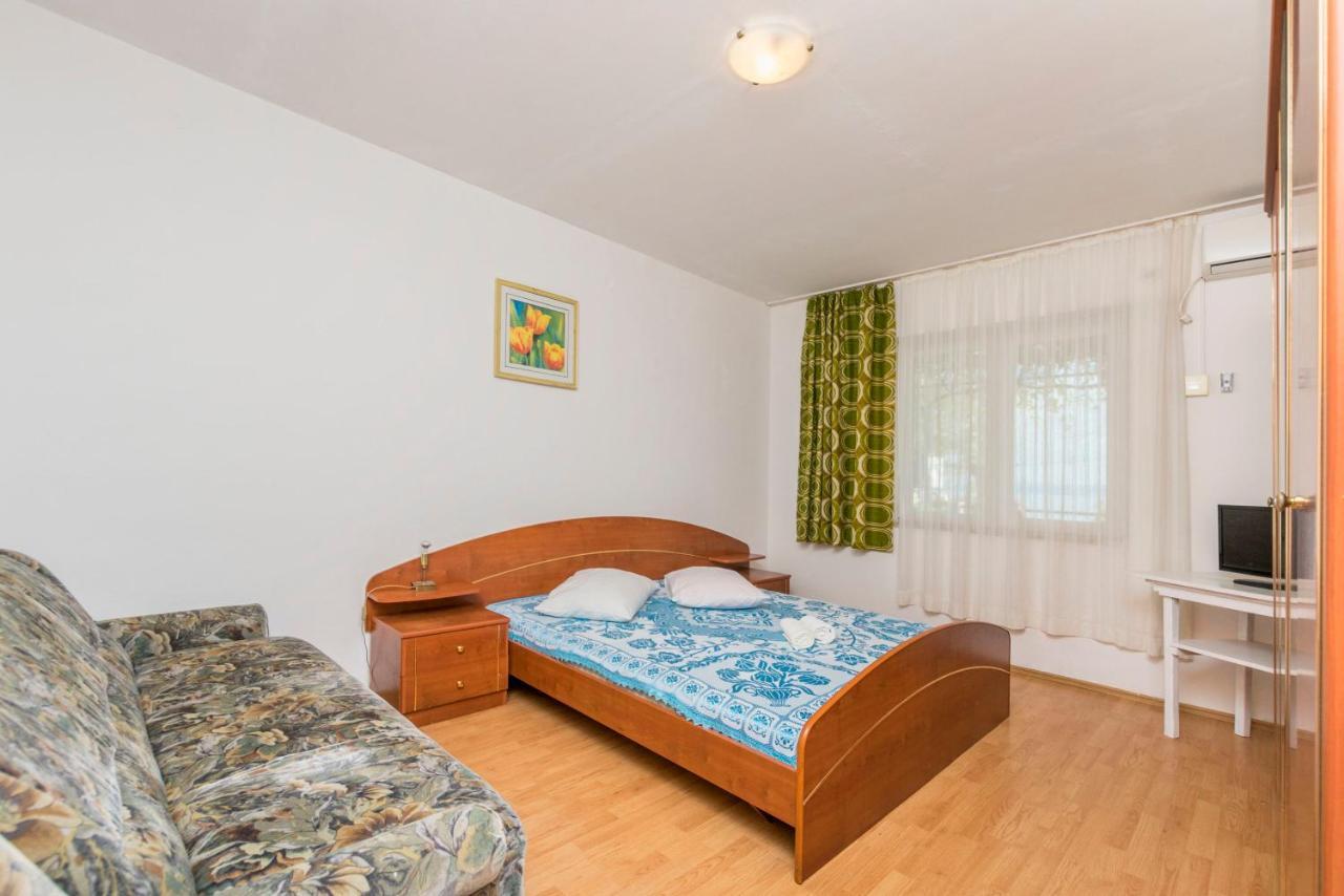 Apartments Anka Duce Exterior photo